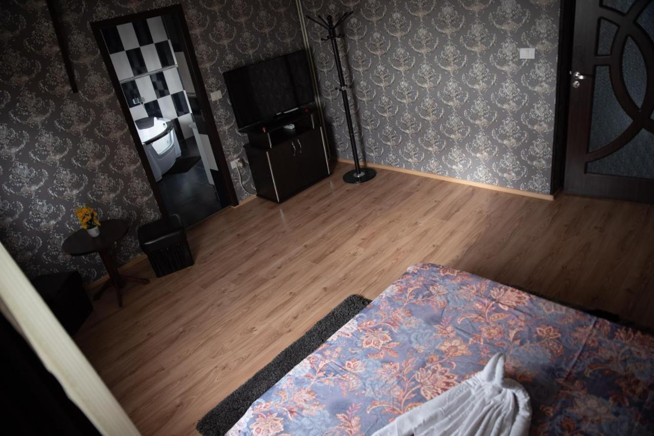 Casa Robi Hotel Pestisani Luaran gambar
