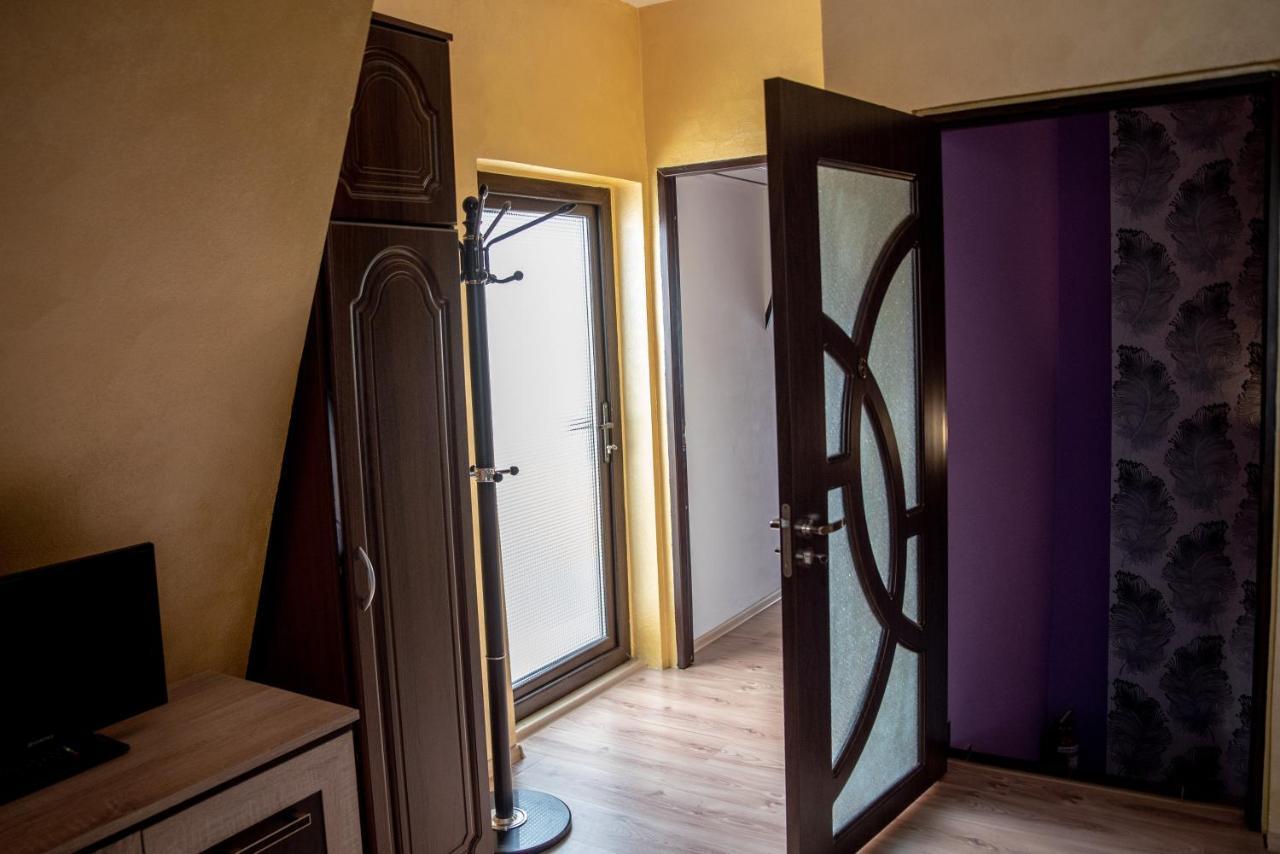Casa Robi Hotel Pestisani Luaran gambar