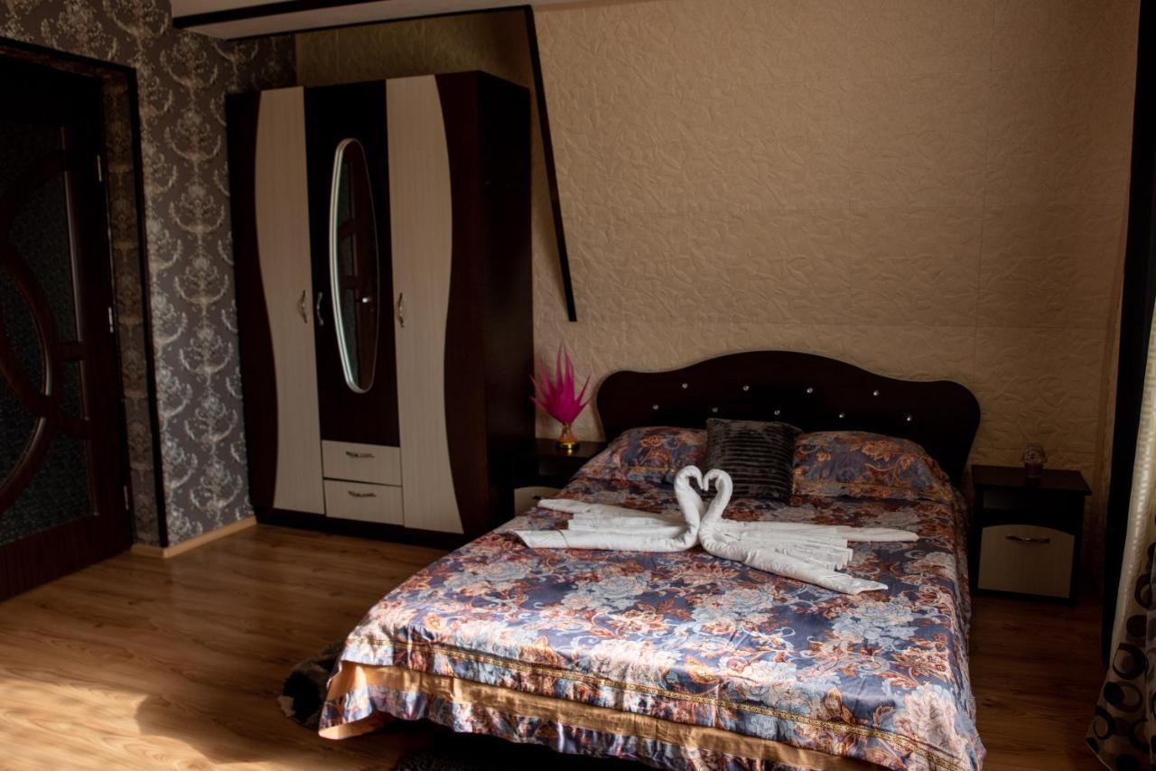 Casa Robi Hotel Pestisani Luaran gambar